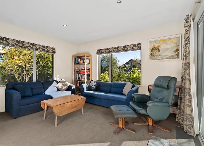 Town Family Retreat - Wanaka